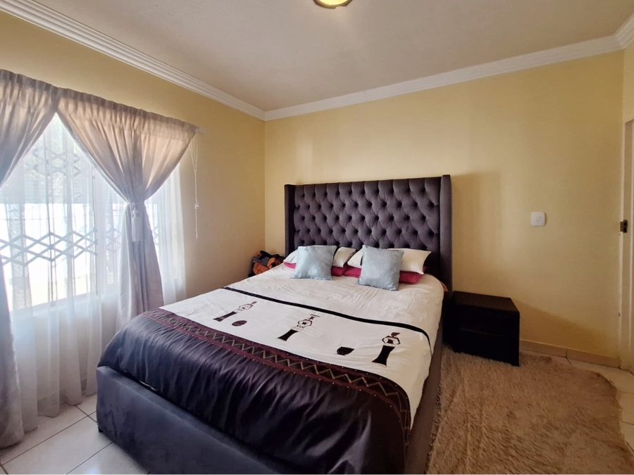 3 Bedroom Property for Sale in Melodie North West